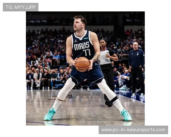 东契奇背身暴扣,独行侠全场热血