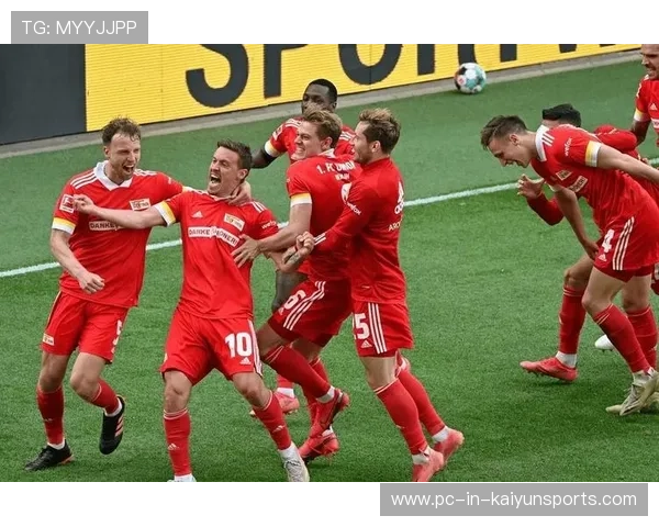 德甲首场新帅亮相，法兰克福对柏林联合的关键战